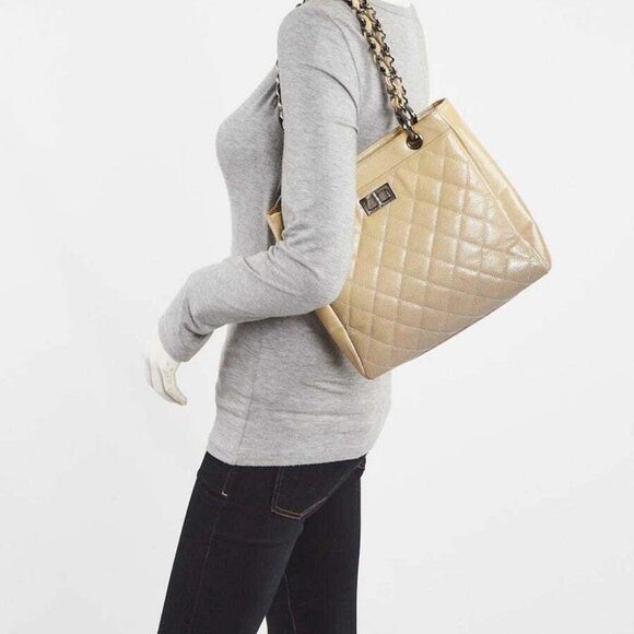 Chanel Beige Quilted Patent Caviar Leather Petite Reissue Shopping Tote Bag - Picture 2 of 12